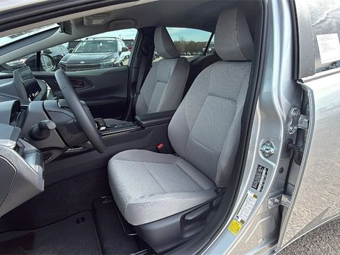 New 2026 Toyota Prius LE image 12