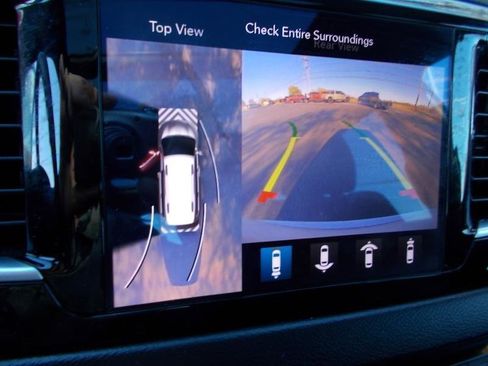 Used 2019 Chrysler Pacifica Touring-L Plus w/ Advanced Safetytec Group image 34