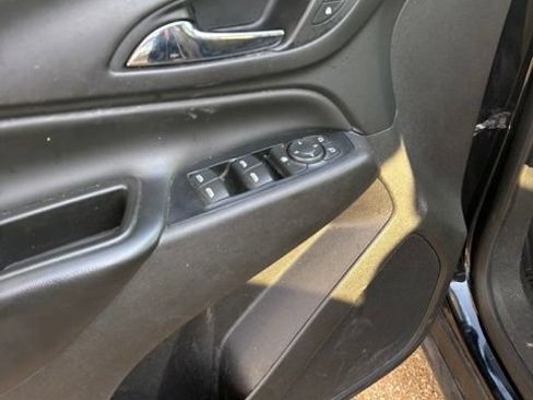 Used 2019 Chevrolet Equinox LT FWD image 13