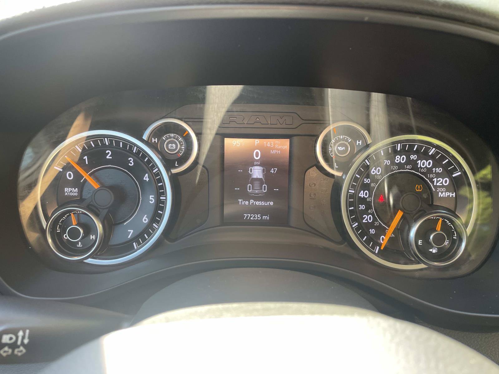 Used 2019 RAM 1500 Big Horn RWD image 17