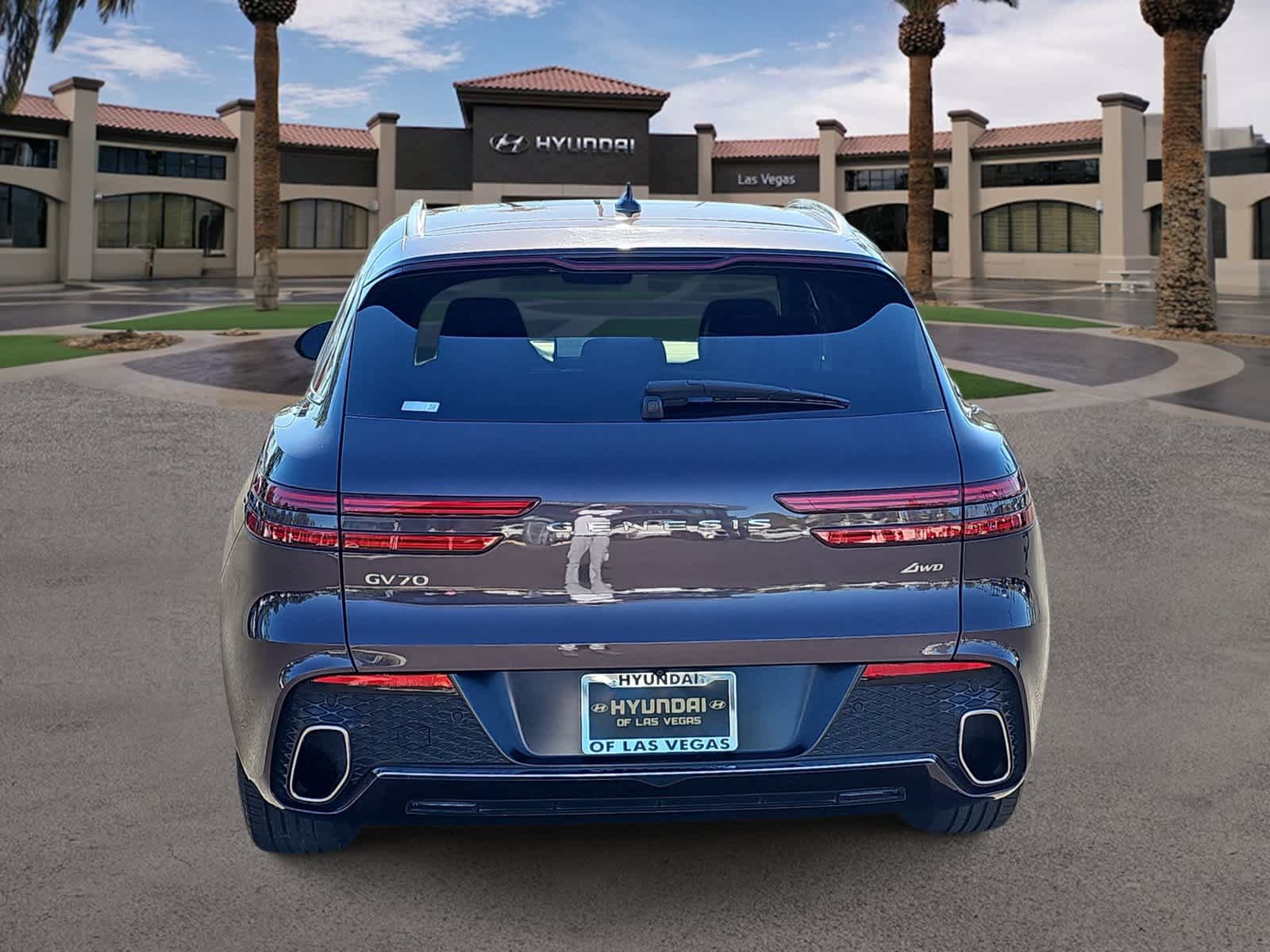 Used 2023 Genesis GV70 2.5T w/ Select Package AWD/4WD image 7