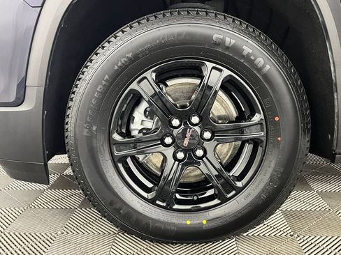 Used 2021 GMC Acadia AT4 w/ Preferred Package image 20