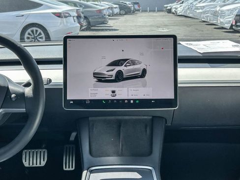 Used 2022 Tesla Model 3 Performance image 14