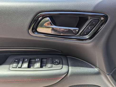 Used 2024 Dodge Durango GT RWD image 16