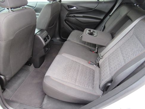 Used 2022 Chevrolet Equinox LT image 35