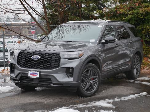New 2026 Ford Explorer ST-Line w/ ST-Line Street Pack image 2
