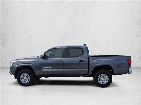 Used 2022 Toyota Tacoma SR5 image 8
