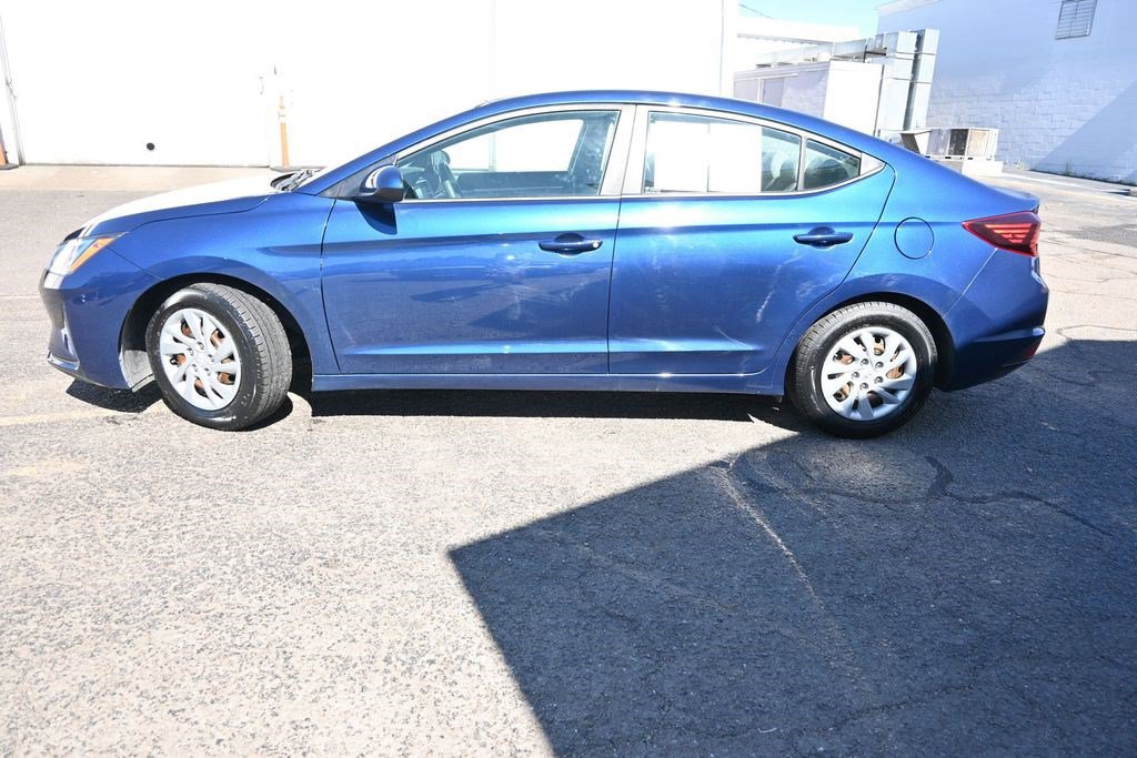 Used 2020 Hyundai Elantra SE FWD image 43