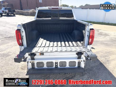 Used 2023 GMC Sierra 1500 SLT w/ SLT Premium Package image 5