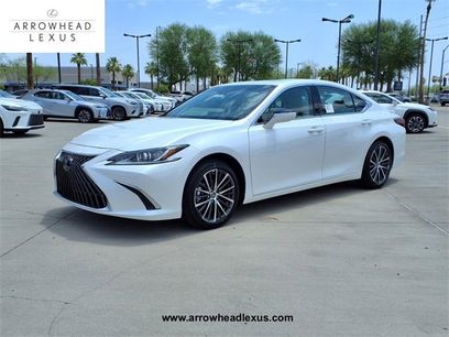 New 2025 Lexus ES 300h w/ Premium Package