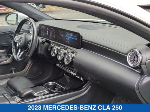 Used 2023 Mercedes-Benz CLA 250 4MATIC image 35