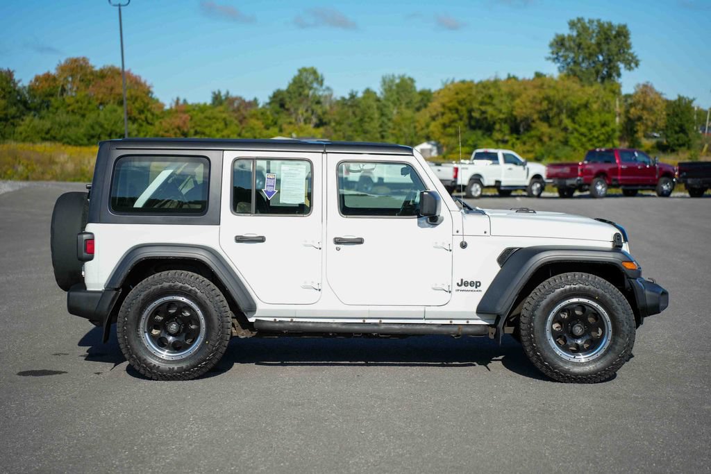 Used 2023 Jeep Wrangler Unlimited Sport AWD/4WD image 4