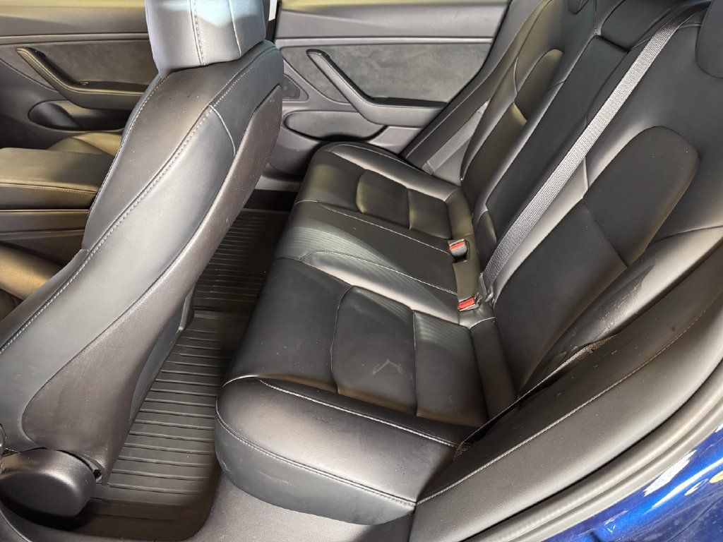 Used 2019 Tesla Model 3 Long Range RWD image 19