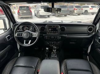 Used 2023 Jeep Wrangler Altitude video 3