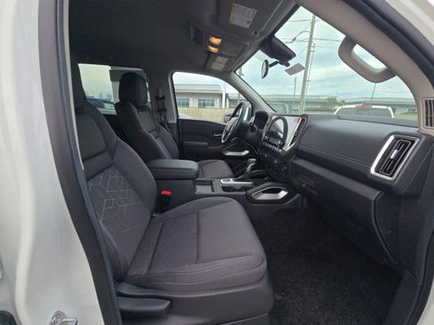 New 2026 Nissan Frontier SV AWD/4WD image 12