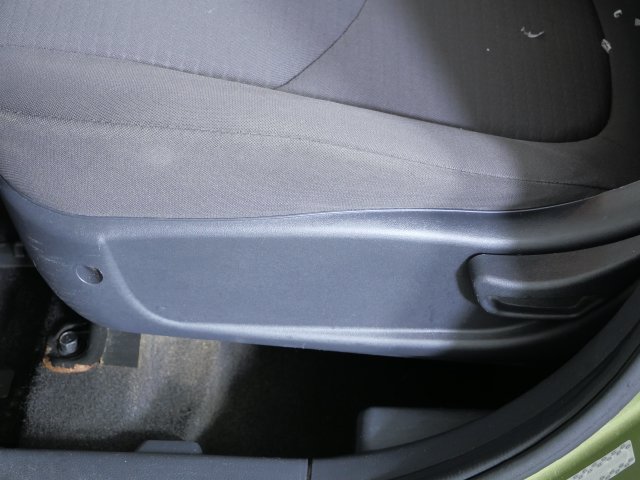Used 2013 Kia Soul FWD image 19