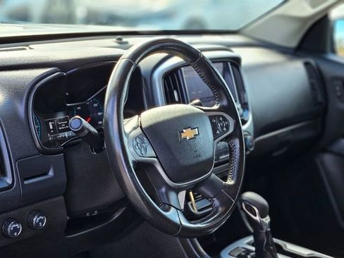 Used 2022 Chevrolet Colorado LT w/ Fleet Safety Package image 12