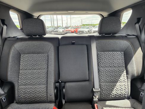 Used 2022 Chevrolet Equinox LT FWD image 27