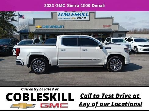 Used 2023 GMC Sierra 1500 Denali w/ Denali Reserve Package AWD/4WD image 2