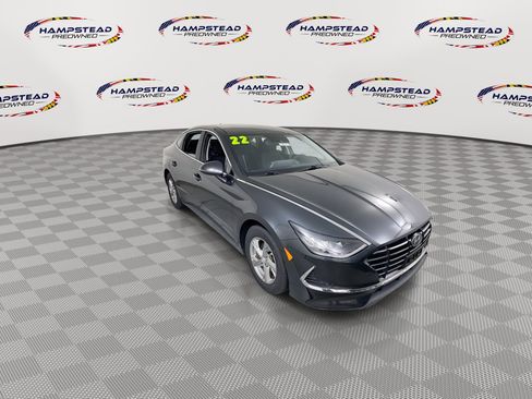 Used 2022 Hyundai Sonata SE image 2