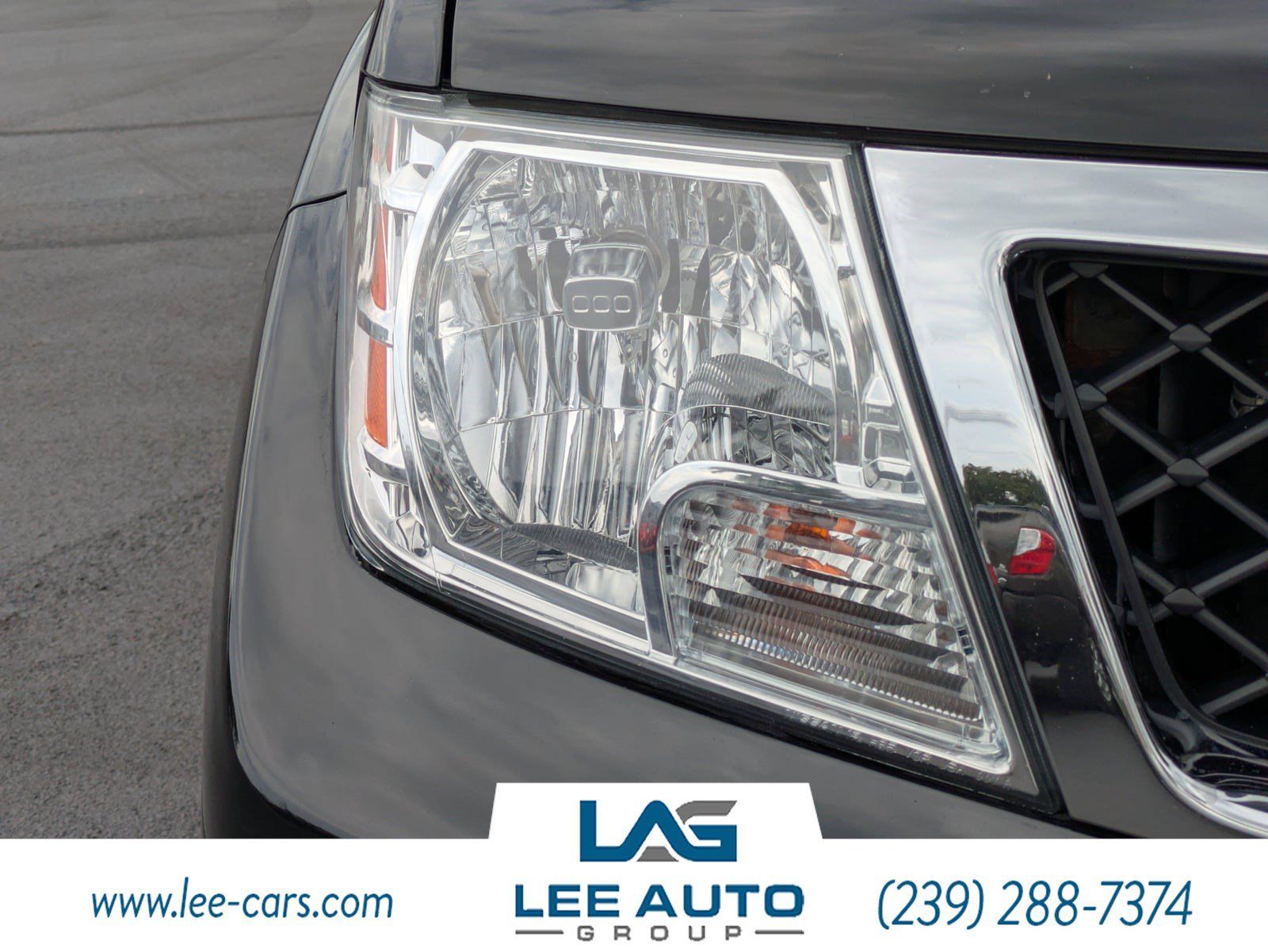 Used 2019 Nissan Frontier SV AWD/4WD image 8