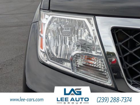 Used 2019 Nissan Frontier SV AWD/4WD image 8