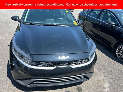 Certified 2024 Kia Forte LXS w/ LXS Technology Package FWD image 2