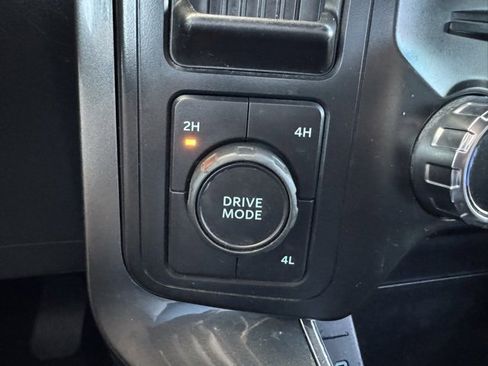 Used 2022 Ford F150 XLT w/ Equipment Group 302A High image 13