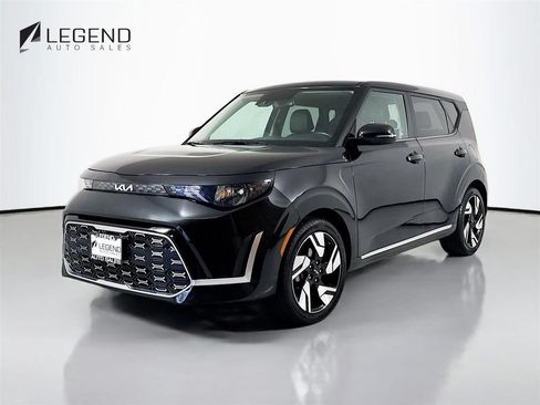 Used 2023 Kia Soul GT-Line FWD image 1