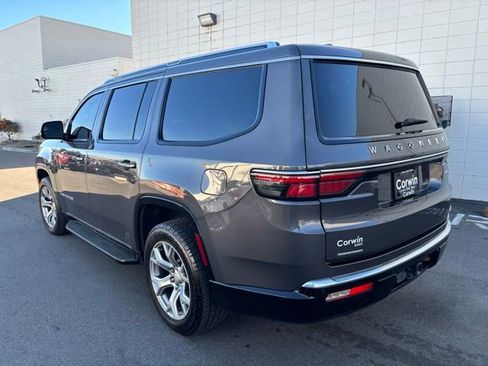 Used 2022 Jeep Wagoneer Series II image 6