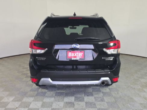 Used 2022 Subaru Forester Touring AWD/4WD image 14