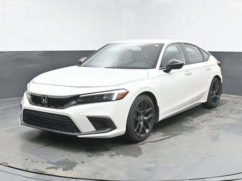 Used 2023 Honda Civic Sport image 5