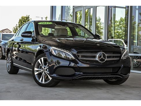 Used 2017 Mercedes-Benz C 300 4MATIC Sedan image 1