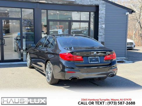 Used 2018 BMW 530i xDrive w/ M Sport Package image 19