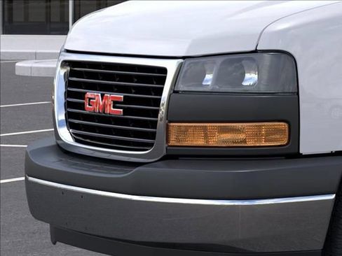 New 2025 GMC Savana 2500 Extended w/ Driver Convenience Package RWD image 13
