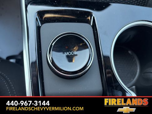 New 2026 Chevrolet Equinox LT w/ LPO, Floor Liner Package image 23