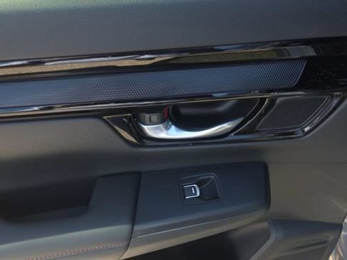 Used 2023 Honda CR-V Sport Touring image 17