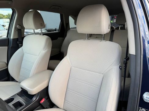 Used 2019 Kia Sorento FWD image 18