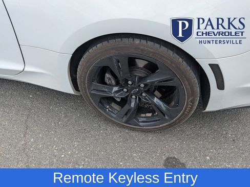 Used 2020 Chevrolet Camaro SS image 7