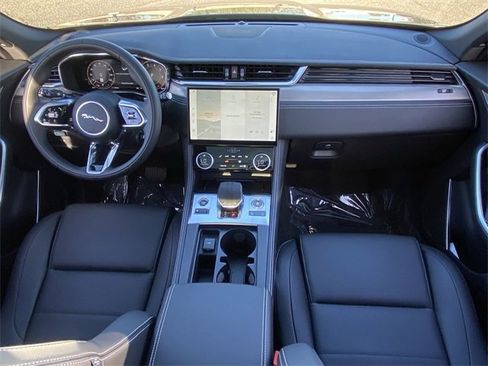 New 2025 Jaguar F-PACE R-Dynamic S image 14