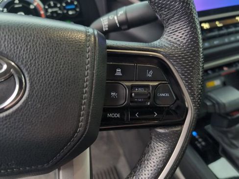 Used 2024 Toyota Tundra Limited image 19