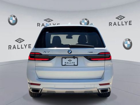 Certified 2024 BMW X7 xDrive40i w/ Premium Package AWD/4WD image 8
