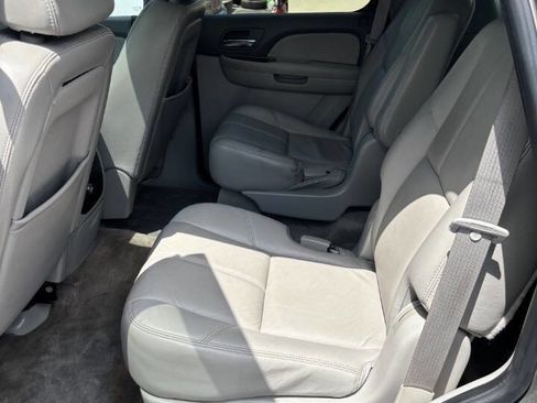 Used 2008 Chevrolet Tahoe LT w/ LT Preferred Equipment Group AWD/4WD image 11