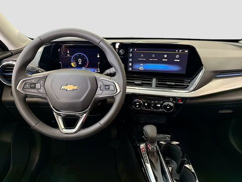 New 2026 Chevrolet Trax LT w/ Driver Confidence Package image 23