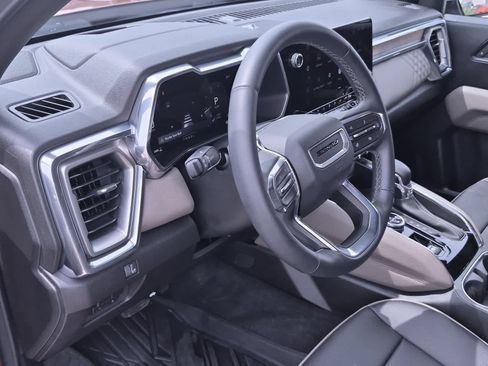 Used 2026 GMC Canyon Denali AWD/4WD image 10