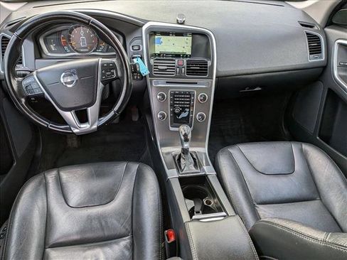 Used 2015 Volvo XC60 T5 image 18