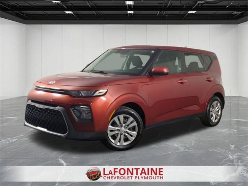 Used 2021 Kia Soul LX image 1
