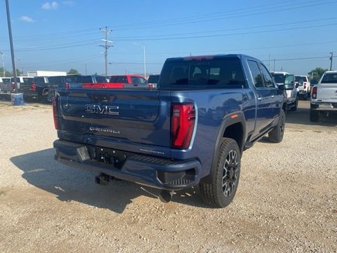 New 2025 GMC Sierra 2500 Denali Ultimate image 6
