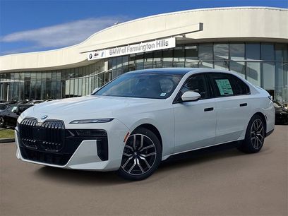 New 2025 BMW i7 xDrive60 w/ Executive Package