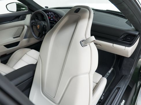 Used 2026 Porsche 911 GT3 image 37